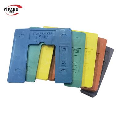 China 90x90mm Plastic Window Packer Shims Waterproof Window Horseshoe Stump Packer Plastic Window Packers for Windows for sale