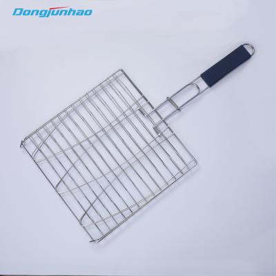 China Easily Cleaned Welded Easily Cleaned Wholesale Portable BBQ Grill Basket Triplex Fish Grilling Basket For Outdoor Grill for sale