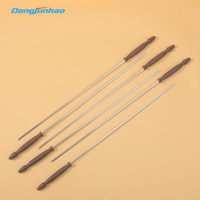 China Easily Cleaned Campfire BBQ Accessories 6pcs BBQ Spits Long Roasting Sticks With Plastic Handle for sale
