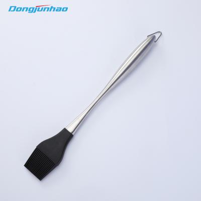 China Easily Cleaned Chinese Wholesale Kitchen Oil Basting Soft Brush Barbecue Brushes With Long Handle for sale