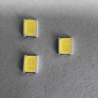 Chine Intense luminosité SMD LED 2835 6v 150ma 130 - 140lm pour instantané s'allument à vendre