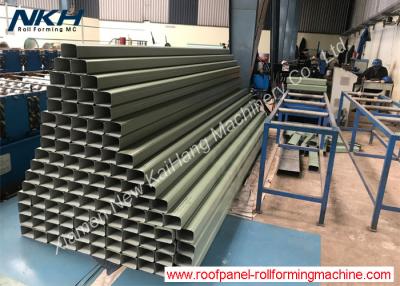Chine Petit pain professionnel de tuyau de descente formant le contrôle de PLC de machine avec le coude / sertissage à vendre
