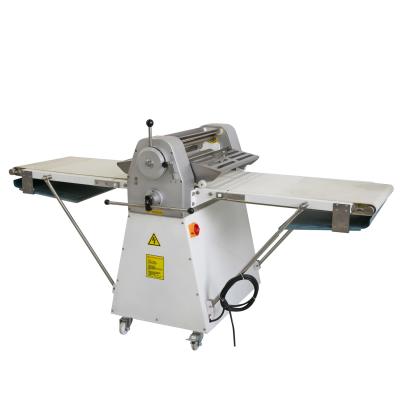 Chine Machine à gâteaux à rouleaux de pâte à commande automatique pour les besoins commerciaux de cuisson à vendre