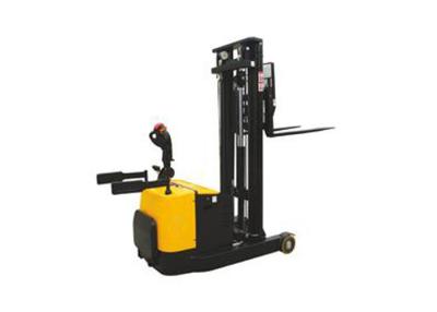 China Apilador de la plataforma del alcance del palo de 1,5 toneladas, carretilla elevadora del apilador de Walkie de la impulsión de la CA en venta