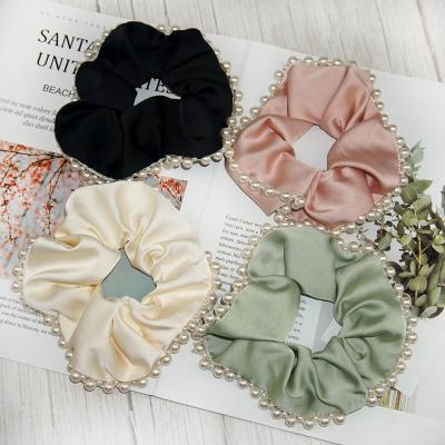 China High Quality Custom Large Satin Hair Scrunchies Pearl Decoration Pearl Decoration Satin Pearl Hair Scrunchies Elastic Hair Scrunchies for sale