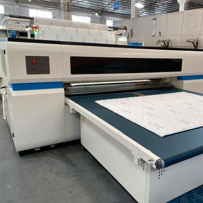 China ZLT-HM 3-12mm Stitch Industrial Hemming Machine High Speed Computerized Non-shuttle Working For Quilts And Comforters for sale