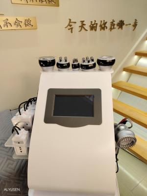 China 2024 6 en 1 40K Sistema de cavitación de vacío ultrasónico de radiofrecuencia Máquina de pérdida de peso láser para spa en venta