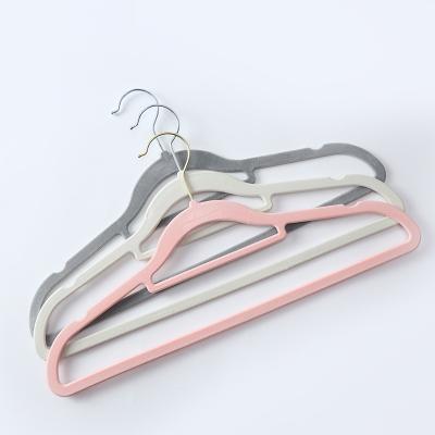 China Bathroom 50 Pack 100 Pack Beige Black Non Slip Assembled Anti-Slip Hanger Clothes Short Velvet Hangers Adult for sale