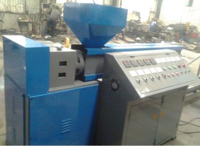 China Máquina disponible automática llena de la mascarilla para el alambre de la nariz/la barra plásticos de la nariz en venta