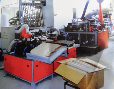 China Cono de papel completamente automático que hace la máquina, artículos disponibles que fabrican la máquina en venta