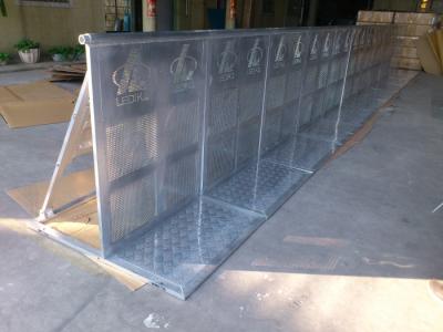 China Stadium Folding Crowd Barrier , Aluminum Barricade System for sale
