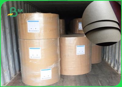 China Alta rigidez 200 250 300GSM Papel Kraft blanco gris marrón para el embalaje de papel en venta