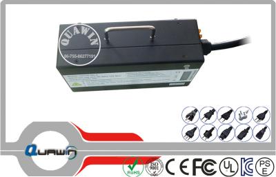 Chine Chargeurs automatiques noirs de batterie au plomb du chargeur de batterie 72V 15A à vendre