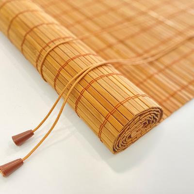 China Seiten- oder Deckeninstallation Bamboo Roller Blind perfekt für Home Office Hotel zu verkaufen
