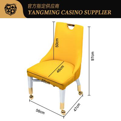 China Professionele gepersonaliseerde casino stoelen van leer van massief hout casino speler stoelen met gouden wielen Te koop