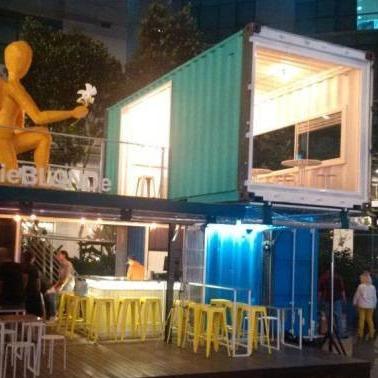 China Low Cost Modern House Prefab Container House Shop Store Restaurants For Sale for sale