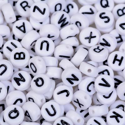 China 4x7mm 100pcs/Bag Acrylic Plastic Letter Beads A-Z Round Flat Alphabet Character Acrylic Jewelry Accessories DIY for sale