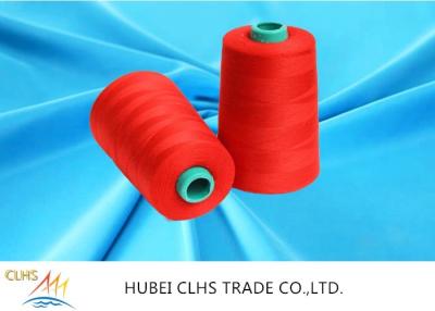 China Durabilidad baja hecha girar del superior de la contracción del hilo de coser del poliéster del rojo 100 de alta resistencia en venta
