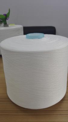 Chine Fils de polyesters semi mats crus de blanc 100% fibres discontinues de polyesters 42/2 de Yizheng à vendre