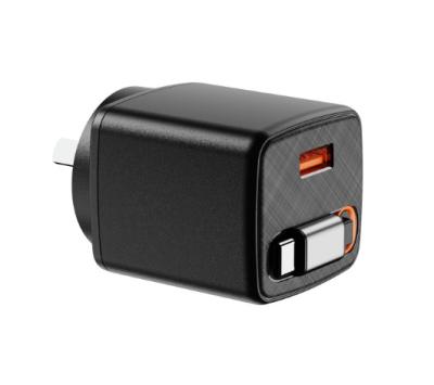 China Apoyo OEM Cargador rápido GaN de 30W personalizado con cable USB-C retráctil de voltaje completo 220V-240V Negro en venta