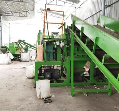 Chine Machine de recyclage automatique des déchets de réfrigérateur écologique de 350L pour un meilleur recyclage à vendre