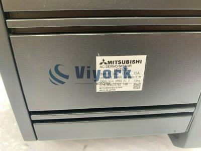 Chine Mitsubishi HC353S AC Servo Motor With Encoder OSE105S2 16AMP 115V 3000R/MIN 3.5KW No Brake à vendre