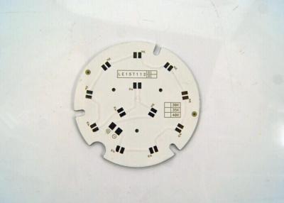 Κίνα 0.8mm εδρευμένος αργίλιο των οδηγήσεων πίνακας κυκλωμάτων μετάλλων τυπωμένος πυρήνας για το φωτισμό προς πώληση