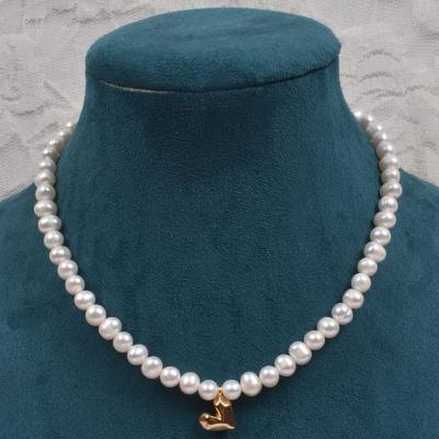 China Jewelry Making Natural Freshwater Pearl High Luxury Near Round Clavicle Chain 14K Gold Finished Love Necklace for sale