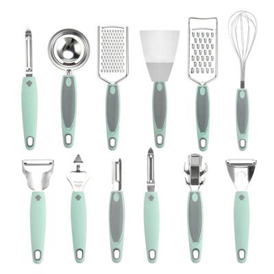 China Viable 12PC Kitchen Tools Utensils Beat Pizza Cheese Grinder and Cutter Can and Bottle Opener Set Kitchen Gadgets Set for sale