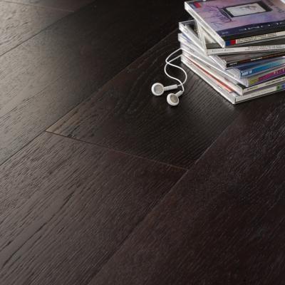China Oak Engineered Flooring ,brushed, UV lacquer for sale