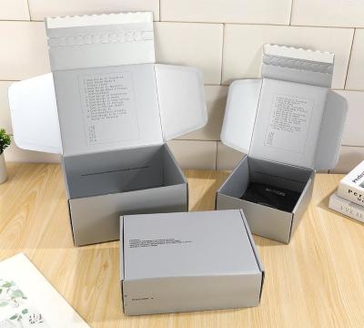 Chine Boîte à lettres à fermeture à glissière grise papier ondulé extrêmement dur pour vêtements et sous-vêtements à vendre