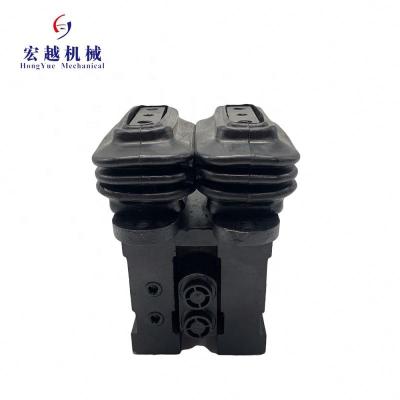 China DH225-7 Control Room Foot Pedal Valve Iron R225-7 Foot Pedal Valve Excavator Parts Good Excavator Parts for sale