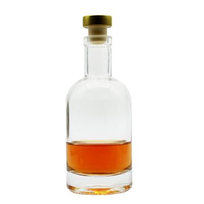 China Wholesale Super Beverage Factory Flint Glass Bottle 200ml Mini Liquor Bottle for sale