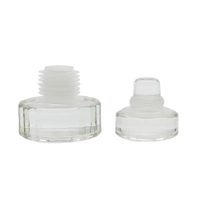 China Hot Selling High End Super Good Quality Flint Glass Bottles Custom Cap For Liquor Bottle for sale