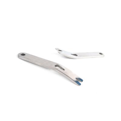China Outdoor Camping Increasing Crowbar Multi Tool Mini Stainless Steel Crowbar EDC Key Chain Survival Scraper Hand Crank Travel Outdoor Camping Crowbar for sale