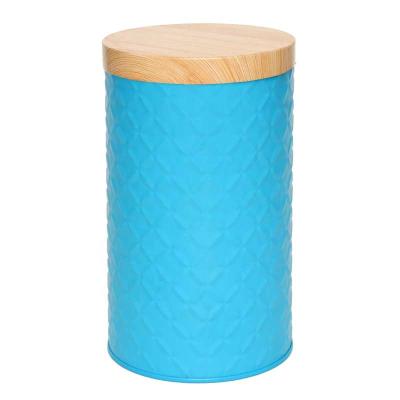 China Sustainable High Quality Food Grade Round Tin Box With 3D Bamboo Design With Plug Lid for sale