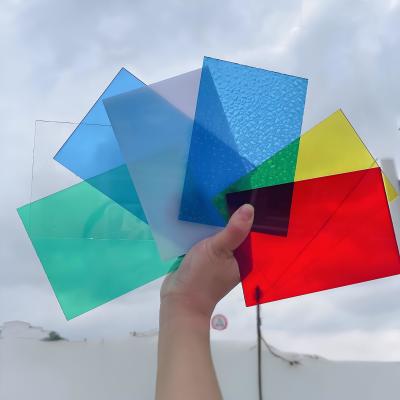China 4*8feet Colored Solid Polycarbonate Skylight Tile Roofing Material For Natural Light And Energy Efficiency for sale