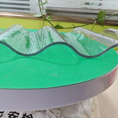 中国 耐天候・UVコーティング 透明プラスチック ポリカーボネート 波紋板タイル ペルゴラ・パティオや覆われた歩道用 販売のため