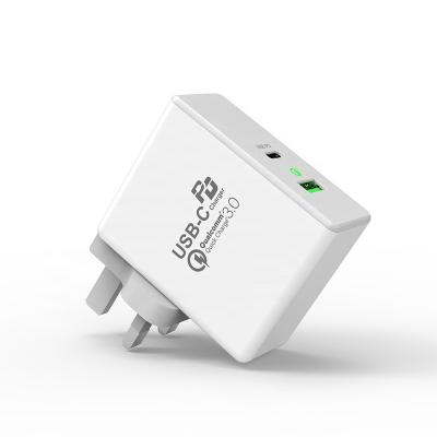 China Newest Dual Type C High Speed USB Wall Charger 30W USB-C Universal PD 3.0 Fast Charger Adapter Charger for sale
