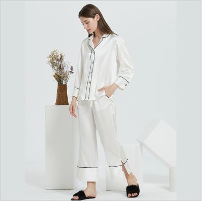 China 19mm mulberry silk pajamas women nightgowns classic comfortable QUICK DRY pajamas good for skin for sale