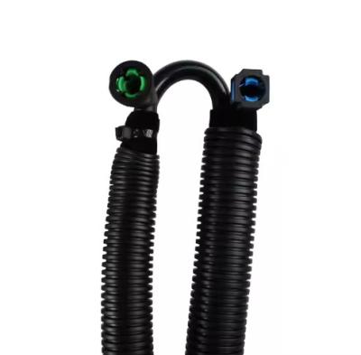 Chine Utilisé pour le mélange de camions de pompes de camions accessoires de béton camions BENZ 4143 tuyaux d'urée à vendre