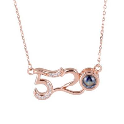 China Fashionable Hot Sale Shape To Love Memory Women's Gold Hundred Numbers 520 Languages Projection Love Pendant Necklace for sale