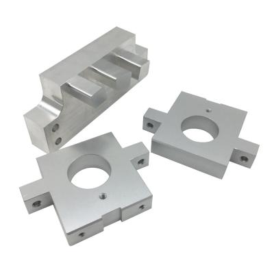 China 4Axis Serviços de peças de usinagem de precisão de plásticos à venda