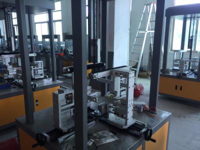 China Duurzaam Document Voedselvakje die Machine voor Hoog Beëindigen Verpakkingsgeval maken Te koop
