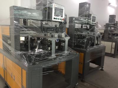 China Efficiënte Giftdoos die tot Machine maken Intelligente Controle Mobiele Telefoon Verpakking Te koop