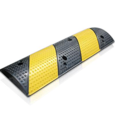 China Outdoor Hot Sale Road Safety Road Bump Installation Portable Rubber Speed Bump for sale
