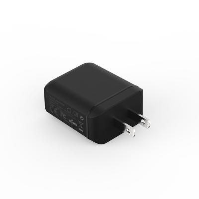 China Universal Factory Wholesale R1 New Product Phone Holder 10W Car Charger Wireless 2021 Black for sale