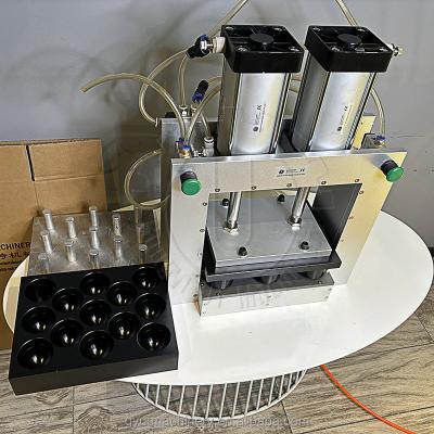 China Máquina de baños neumáticos de alta productividad con moldes de 16 piezas y asequible en venta
