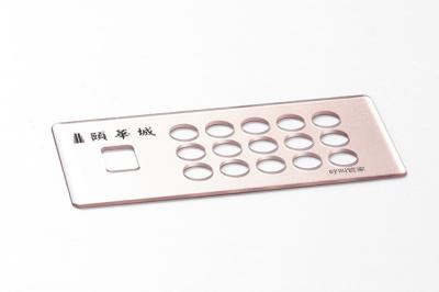 Cina Trasparenza Display Bianco Copertura Vetro Impressione digitale Resistente al 90% Trasmissione della luce in vendita