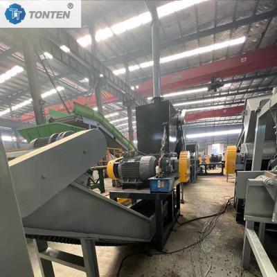 China Hochleistungsreifen-Gummi-Schleuder-Recycling-Produktionslinie für die Wiederverwendung von Abfällen zu verkaufen